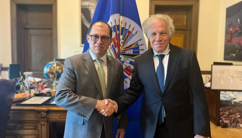 El fiscal General, Francisco Barbosa, se reunió con el secretario General de la OEA, Luis Almagro, este martes en Washington