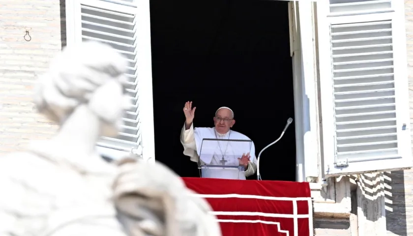 El Papa Francisco durante un discurso a la Plaza de San Pedro en el Vaticano.