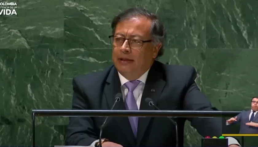 Gustavo Petro dando su discurso en la Asamblea General de la ONU.