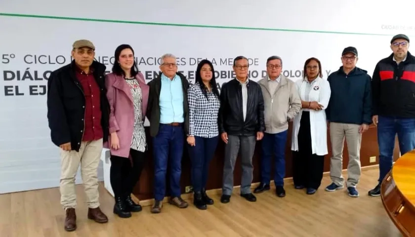 La delegación del ELN este lunes en México.