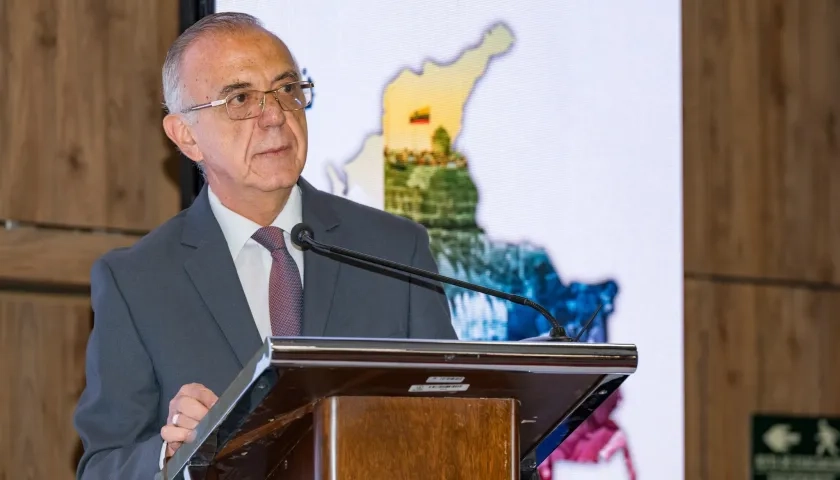 Iván Velásquez, ministro de Defensa.
