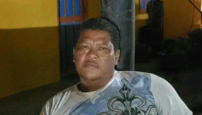 Néfer Antonio Valencia Otero, asesinado. 