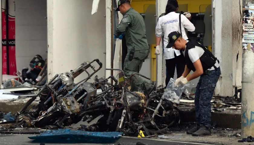 Atentado con moto-bomba dejó seis heridos.