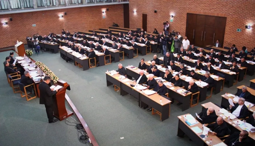 Foto referencia de reunión de la Conferencia Episcopal de Colombia