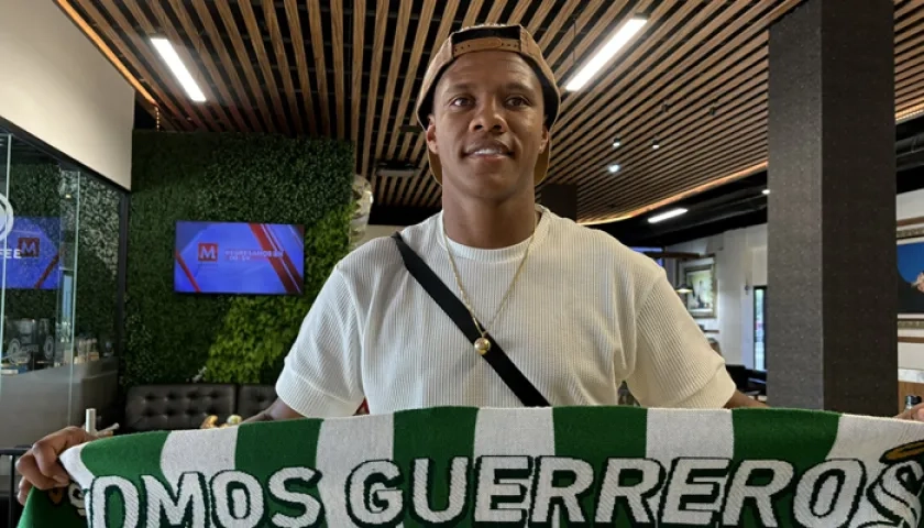 Yairo Moreno a su llegada a México la semana pasada.  