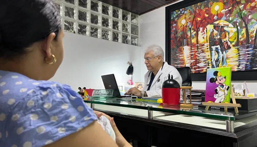 Gustavo Adolfo Romero Hany, médico gastroenterólogo, pediatra.