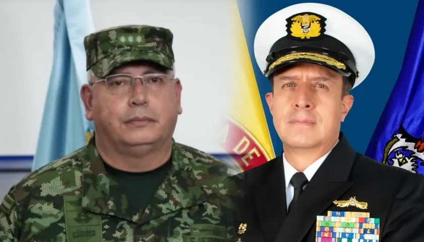 El general Helder Giraldo Bonilla y su reemplazo, el Almirante Francisco Hernando Cubides Granados.