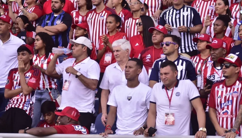 Julio Comesaña en la tribuna durante la celebración de los 100 años de Junior en el Metropolitano. 