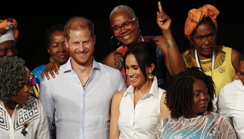 El príncipe Enrique y Meghan, junto a la vicepresidenta Francia Márquez.