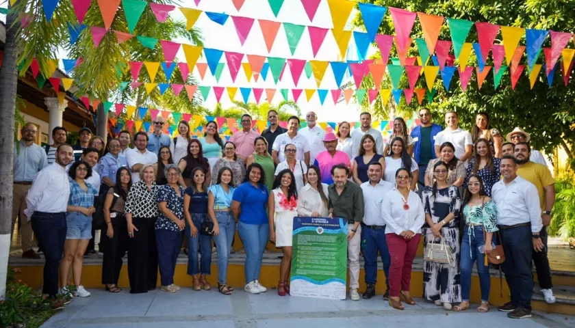 La reuniòn tuvo lugar en la Casa del Carnaval. 