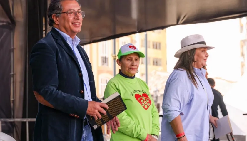 El Presidente Gustavo Petro este jueves en la plaza de Bolívar, en Bogotá. 