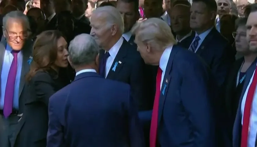 El saludo entre Kamala Harris y Donald Trump.