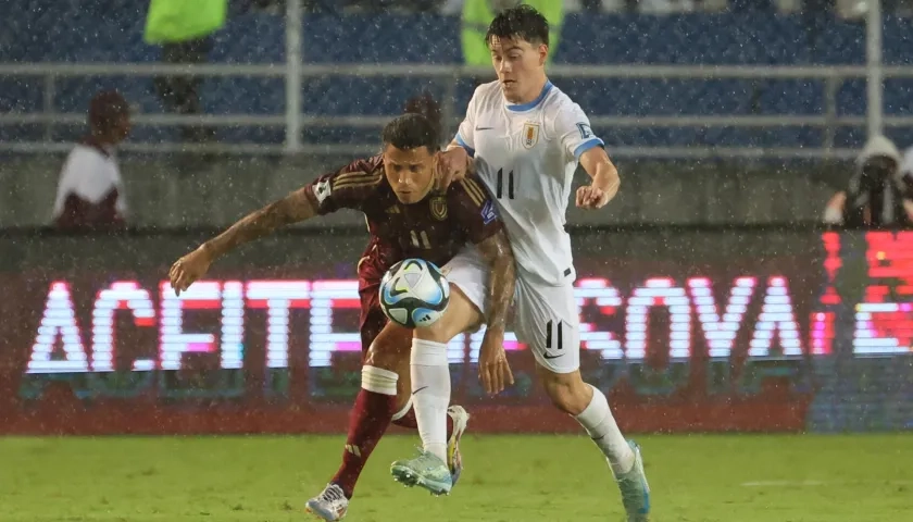 Acción del partido entre Venezuela y Uruguay. 