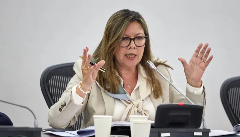 Fiscal General, Luz Adriana Camargo.