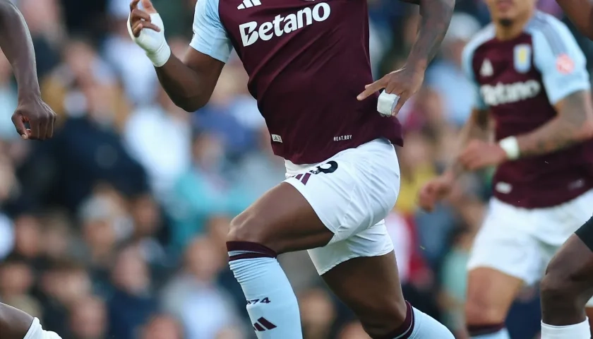 Jhon Jáder Durán, delantero colombiano del Aston Villa.  