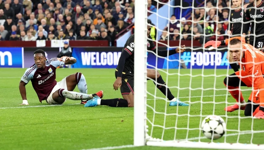 El segundo gol del Aston Villa marcado por el colombiano Jhon Jáder Durán.