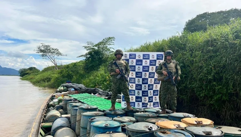 Durante operaciones de registro y control fluvial. 