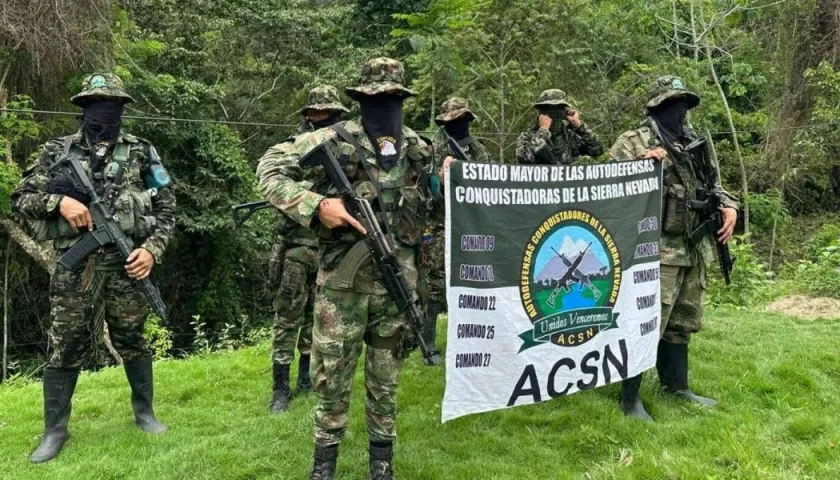 Integrantes de las Autodefensas Conquistadores de la Sierra Nevada. 