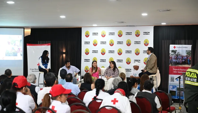 Aspecto del conversatorio liderado por la Cruz Roja Seccional Atlántico, en Barranquilla. 