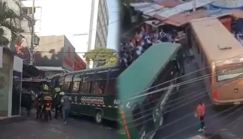 Aspecto del accidente ocurrido este jueves en el centro de Barranquilla. 