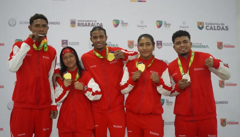 Mariángel Iragorri, Juan Sebastián Noguera, Mariángela Iragorri, Leonard Bermúdez, Melanis Pérez y Orlando Zambrano, boxeadores de Atlántico.