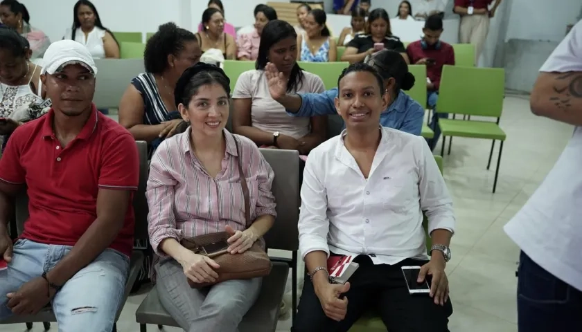 Cien personas fueron beneficiadas con el diplomado. 