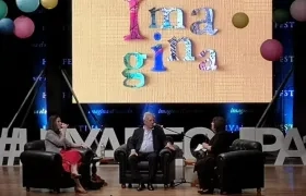 Mario Vargas Llosa, Yoanni Sánchez y Rosa María Palacios.