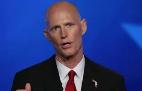 El gobernador de Florida, Rick Scott