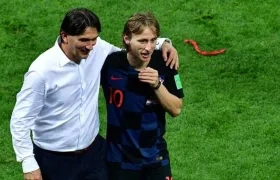 El técnico de Croacia, Zlatko Dalic, y Luka Modric.