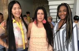 Grizzy E. Llanos Gamboa, Elizabeth J. Cepeda y Mayra Miranda Herrera, jueces de Paz de la Localidad Norte Centro Histórico.