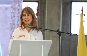 Adriana Guzmán Rodríguez, presidenta de Colpensiones.
