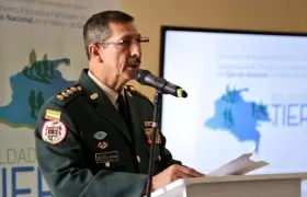 General Nicacio Martínez, comandante del Ejército.