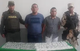 Los capturados Jesús Eduardo Rengifo Pérez y Kevin Andrés Narváez Berdejo.