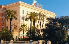 El Consejo de Administración de Ferrovie dello Stato Italiane evaluó las propuestas para salvar Alitalia.