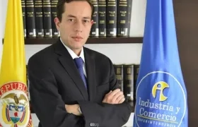 Superintentende de Industria y Comercio, Andrés Barreto.