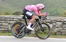 Joao Almeida, líder del Giro de Italia. 