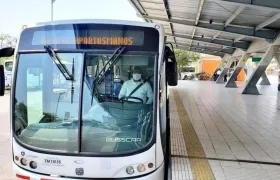 Operadores de Transmetro agradecen salvavidas del Alcalde Pumarejo al Sistema.