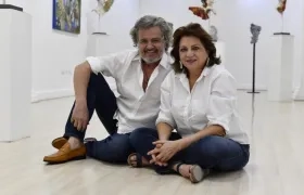 Carla Celia y Joaquín Botero,  artistas plásticos que se unen en la exposición 'Volare'.
