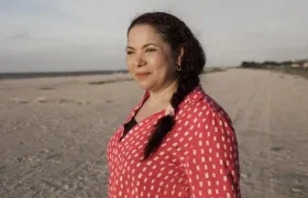  Mayerlin Vergara Pérez, fotografiada en la playa de Riohacha, La Guajira, Colombia. 