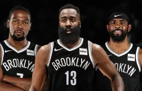 El nuevo trío estelar de los Nets con James Harden, Kevin Durant y Kyrie Irving. 