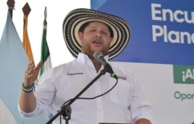 El Gobernador de Córdoba, Orlando Benítez.