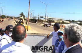 Paso fronterizo en Paraguachón, La Guajira.