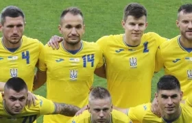Jugadores de Ucrania con el nuevo diseño de camiseta. 