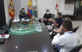 Autoridades de Policía, civiles y directivas de Combarranquilla se reúnen para garantizar seguridad de Solinilla.