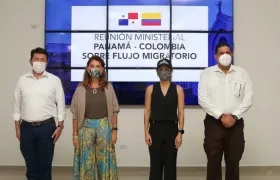 Cancilleres y ministros de Defensa de Panamá y Colombia se comprometieron hoy a intercambiar información estadística sobre los migrantes.