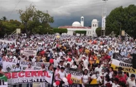 Marchas pacíficas de trabajadores de la minería en el Cesar.