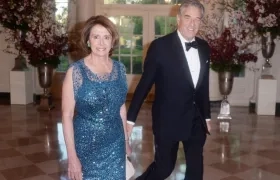 Nancy Pelosi y su esposo Paul Pelosi.