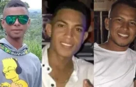 Carlos Arévalo, Carlos Ibáñez y Jesús David Díaz, los jóvenes de Chochó asesinados en julio pasado.
