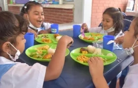 Niños beneficiarios del PAE.