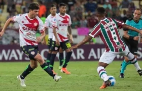 Acciones del duelo de ida entre unión y Fluminense. 